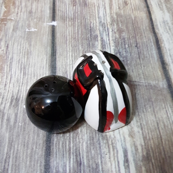 Vintage bowling salt and pepper - Picture 3 of 5
